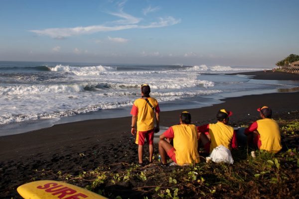 sufer and lifeguards 600x400 - Bali & Lombok