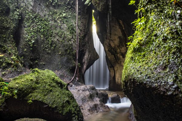 waterfall2 600x400 - Indonesia
