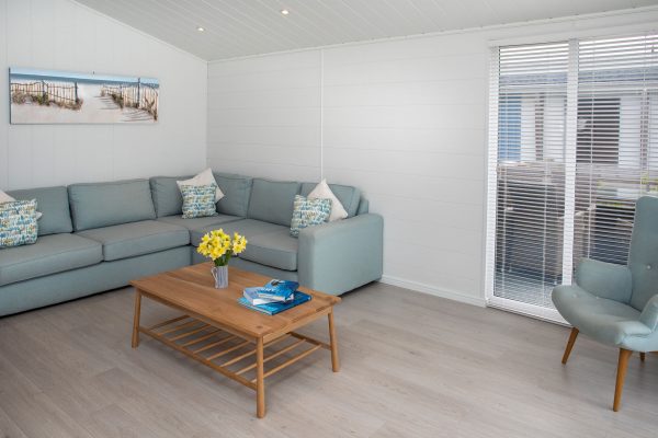 living room 600x400 - Interiors Gullrock Beach