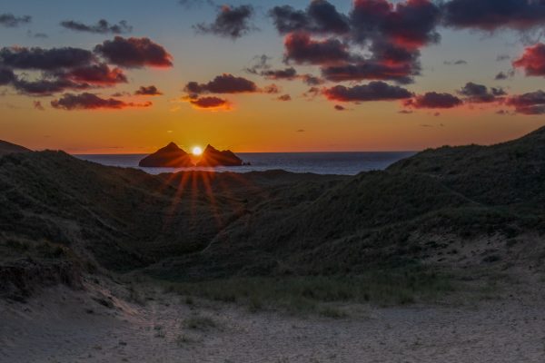 hbay from back 600x400 - 'Bay of Dreams' Holywell Bay